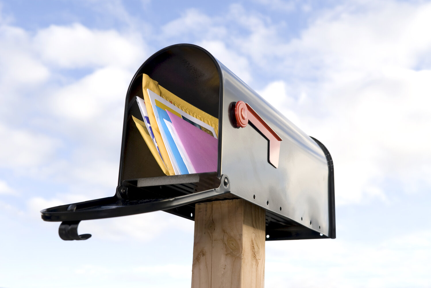 The Resurgence of Direct Mail: Why It’s Making a Comeback